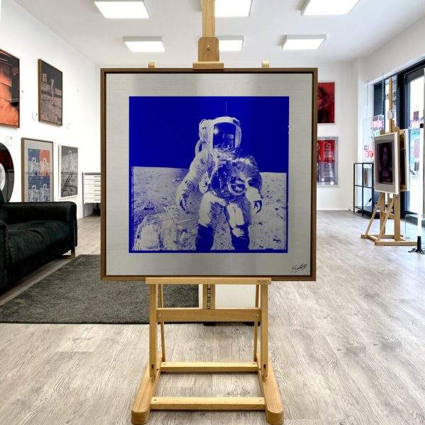 "Moonwalk" Apollo 12 (Blue)
